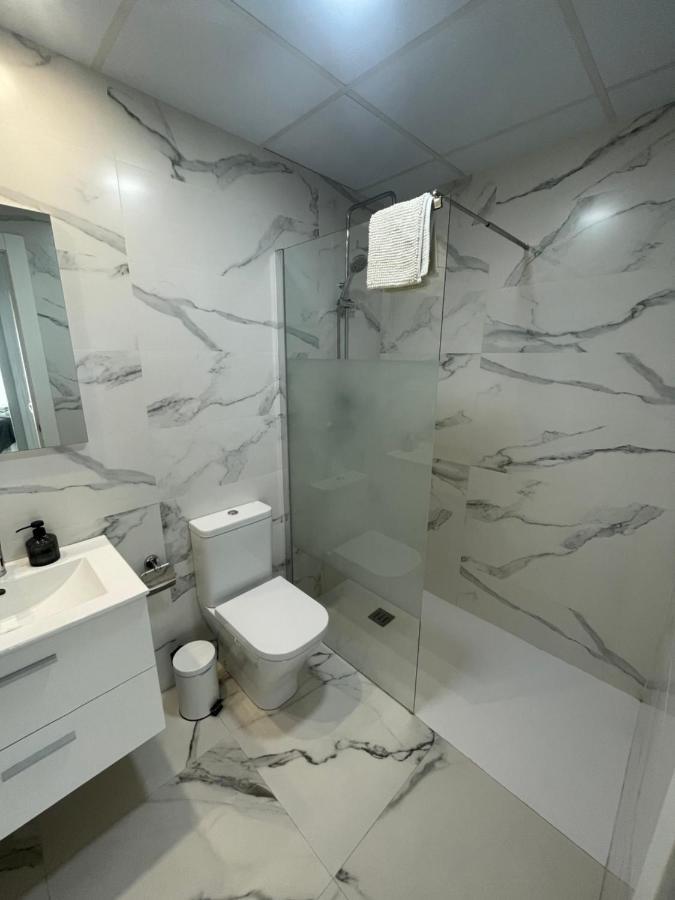 Apartamento 3 Home Suites Almeria Ngoại thất bức ảnh